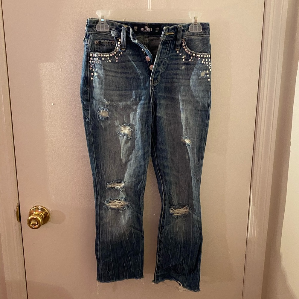NWOT! Hollister High Waisted Vintage Crop Jeans